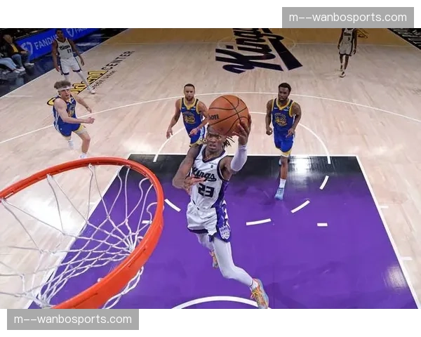 埃利斯三分线外5投3中 3D属性契合现代篮球需求