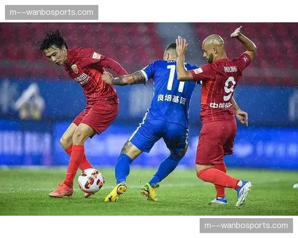 斯坦丘助攻展现传球功底 英博中场核心逐渐融入体系